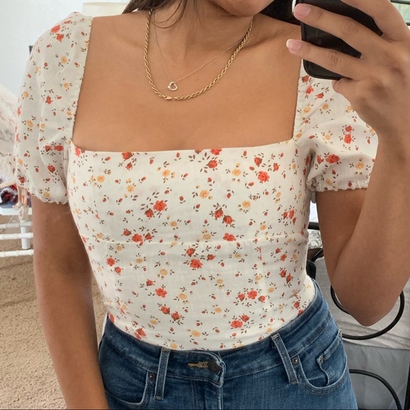 Reformation Tops - Reformation River Top - white/floral